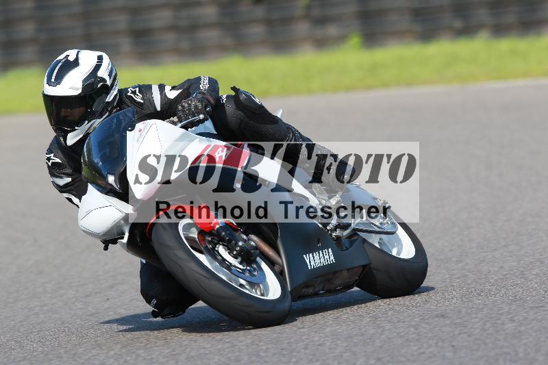 /Archiv-2022/64 19.09.2022.09 Plüss Moto Sport Yamaha Fun Day ADR/Hobbyracer/45